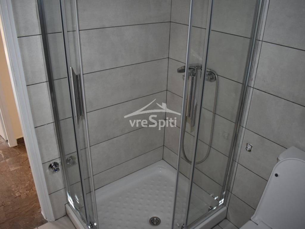 ΚΑΜΠΙΝΑ ΛΟΥΤΡΟΥ