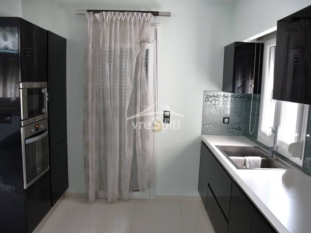 ΑΠΟΨΗ ΚΟΥΖΙΝΑΣ