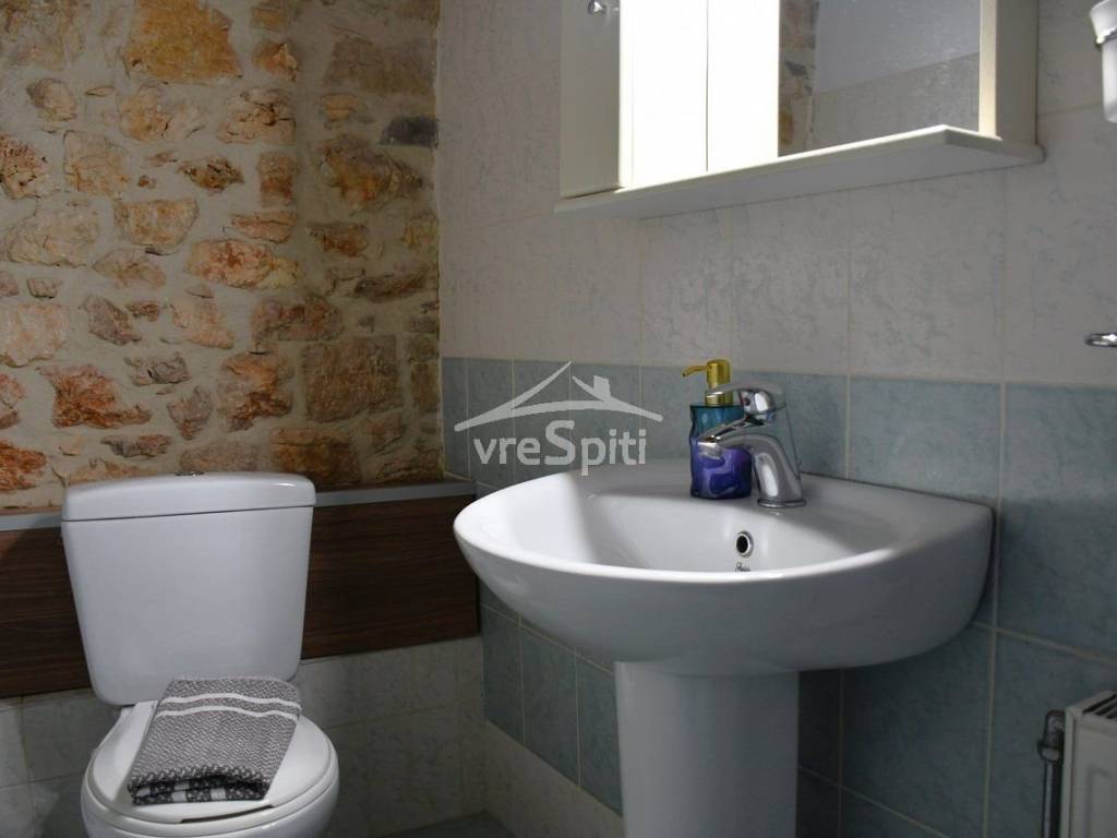 ΑΠΟΨΗ ΜΠΑΝΙΟΥ