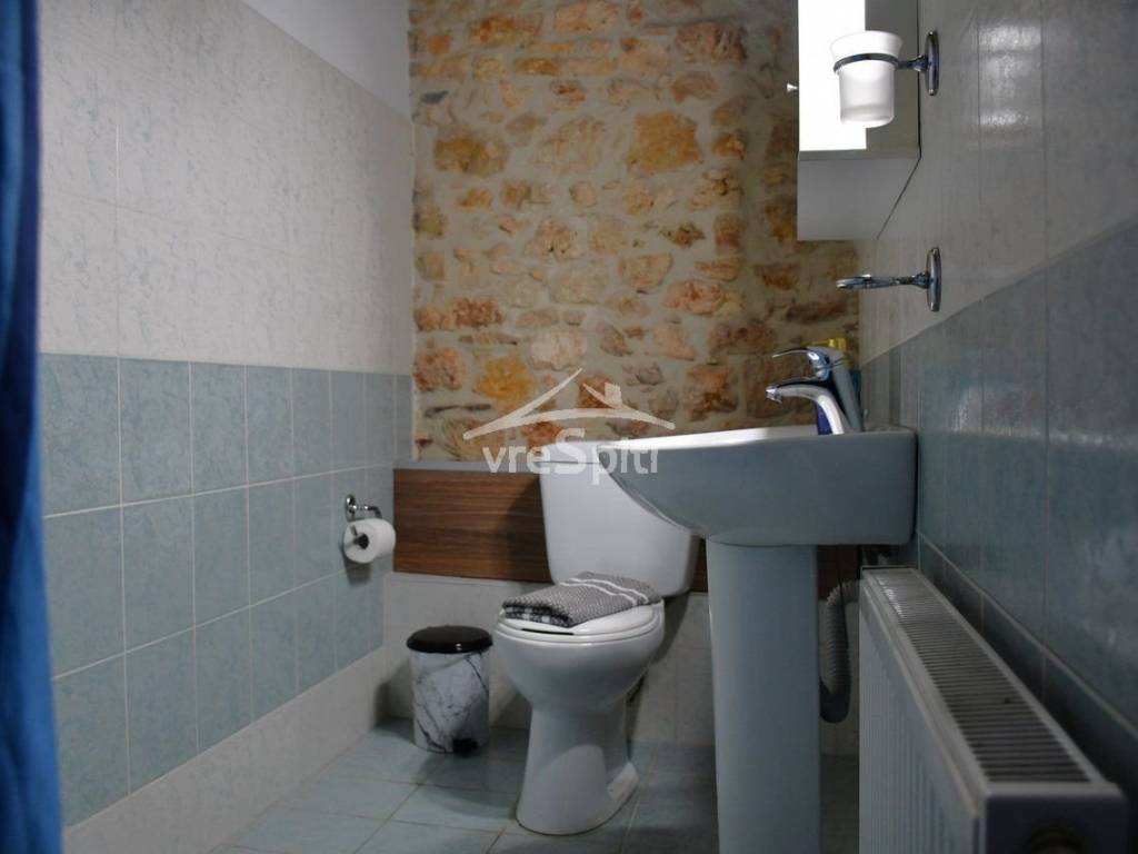 ΑΠΟΨΗ ΜΠΑΝΙΟΥ