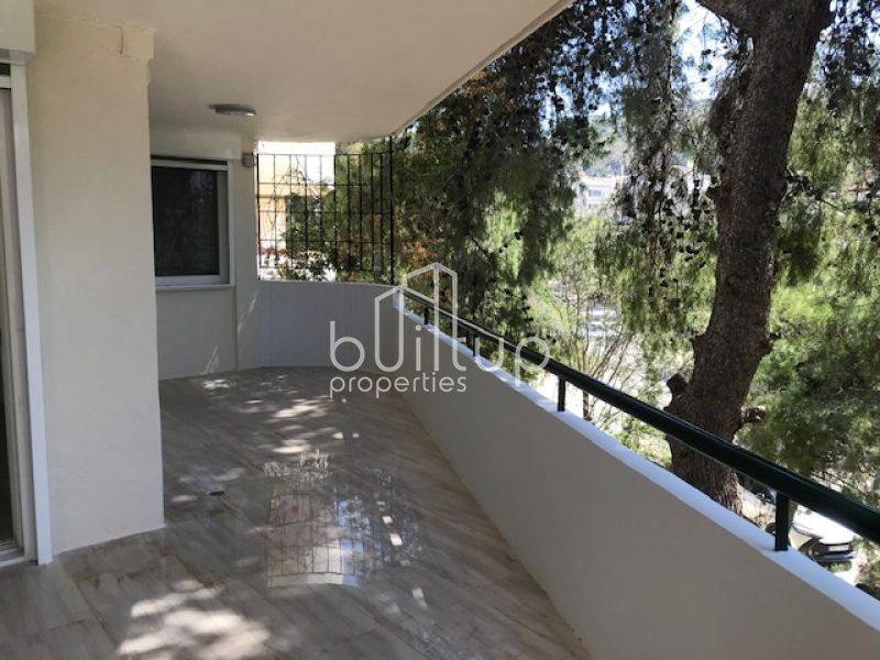 Θέα από μπαλκόνι