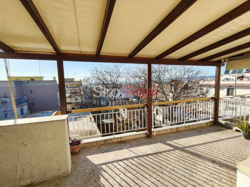 Θέα από μπαλκόνι