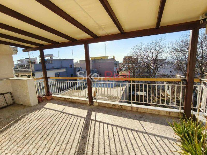 Θέα από μπαλκόνι