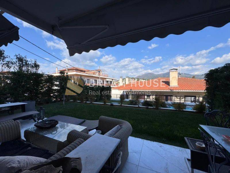 Θέα από μπαλκόνι