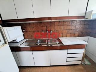 Ενοικιάζεται γωνιακό Διαμέρισμα 85τ.μ