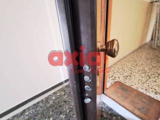 Ενοικιάζεται γωνιακό Διαμέρισμα 85τ.μ