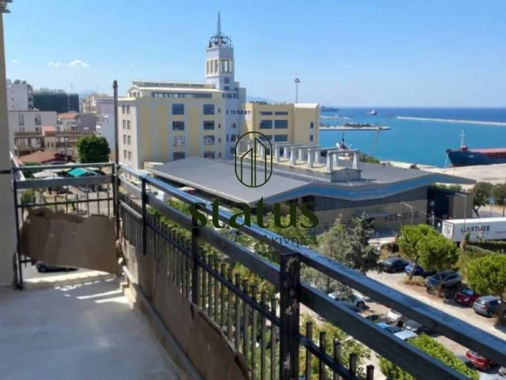 Θέα απο μπαλκόνι