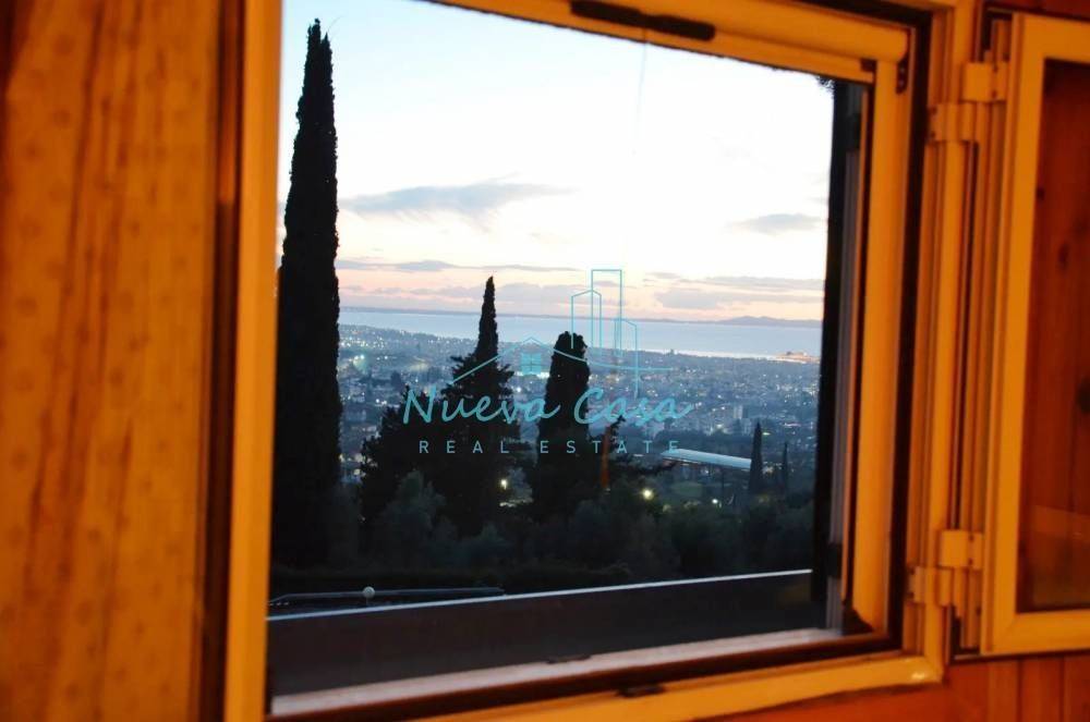 Θέα απο μπαλκόνι