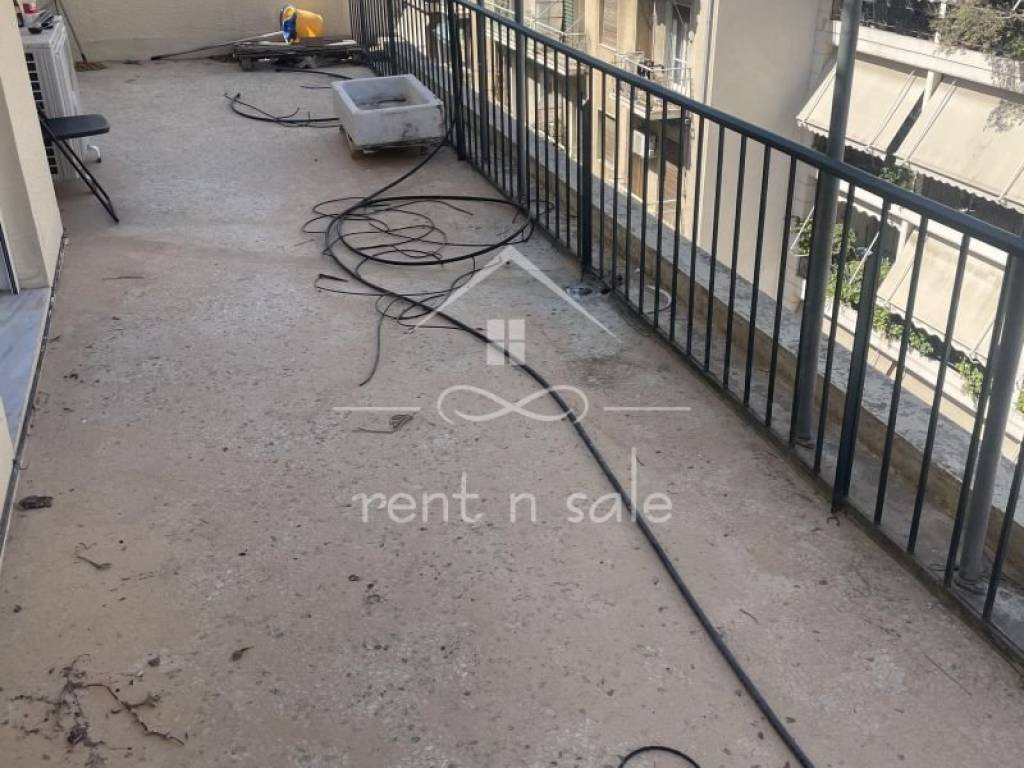 Θέα από μπαλκόνι