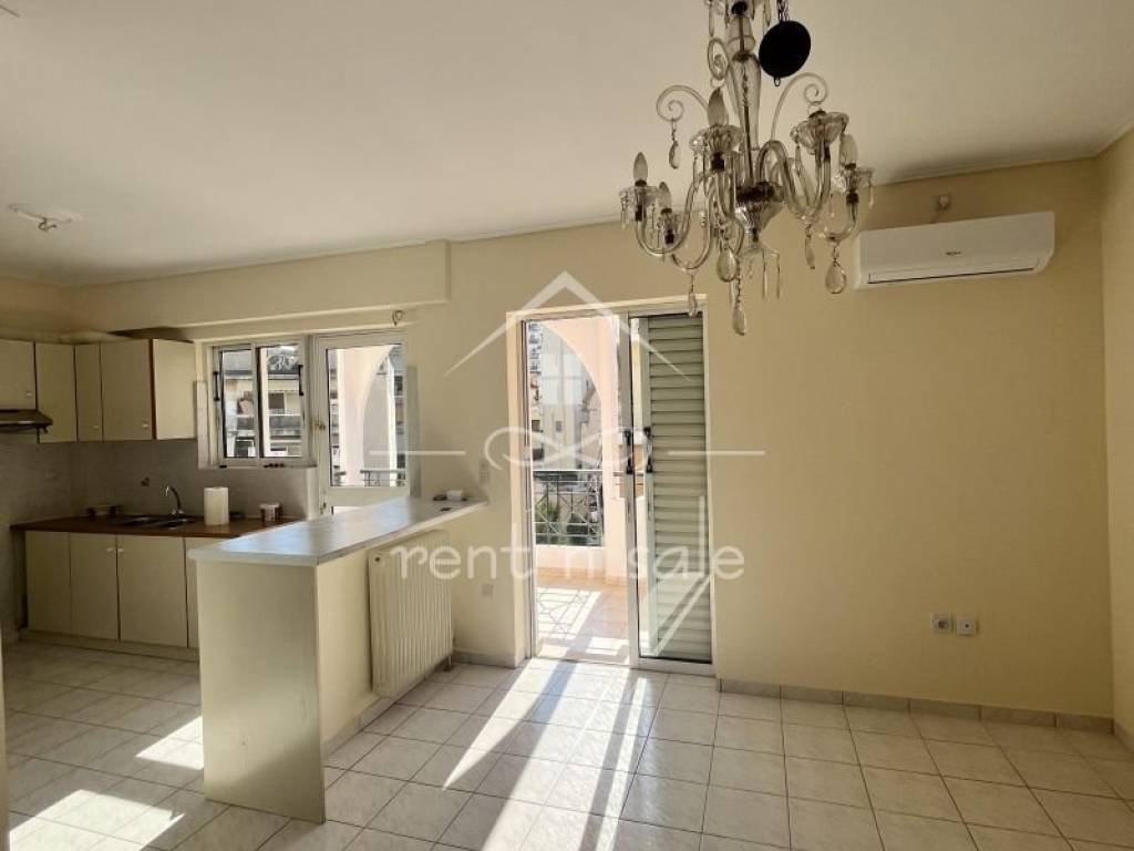 Σαλοκουζίνα