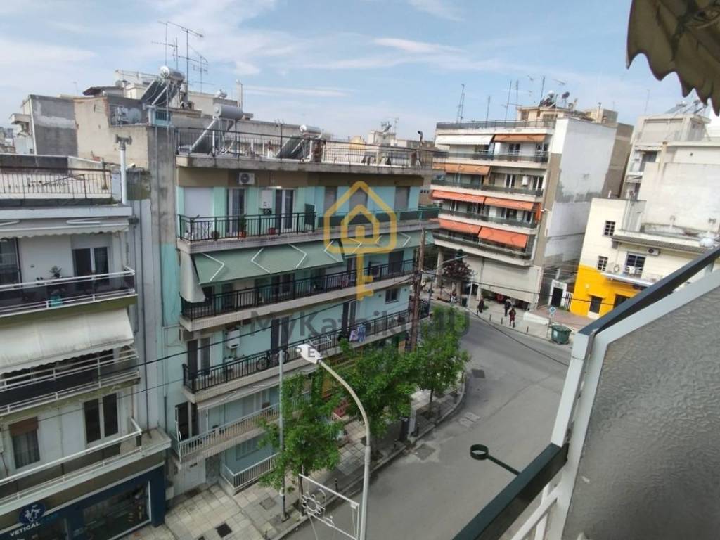 Θέα από μπαλκόνι