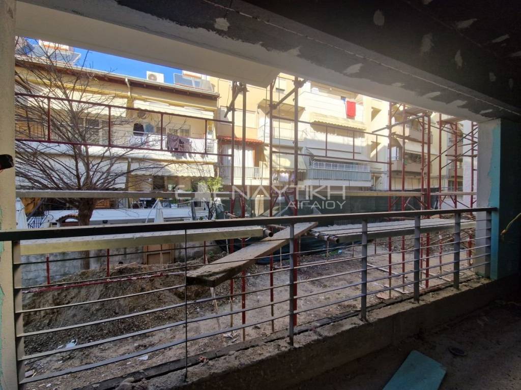 Θέα από μπαλκόνι