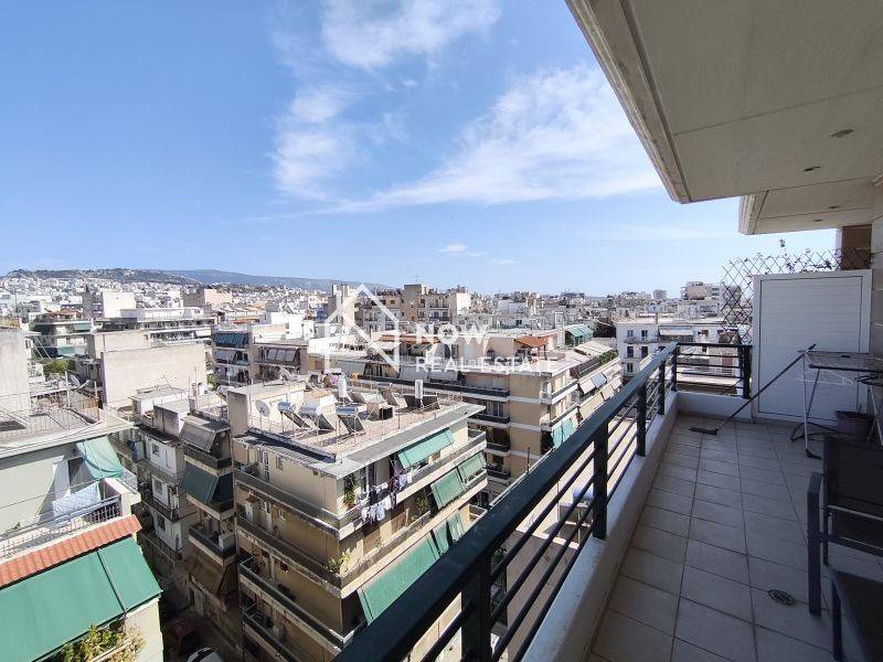 Θέα από μπαλκόνι