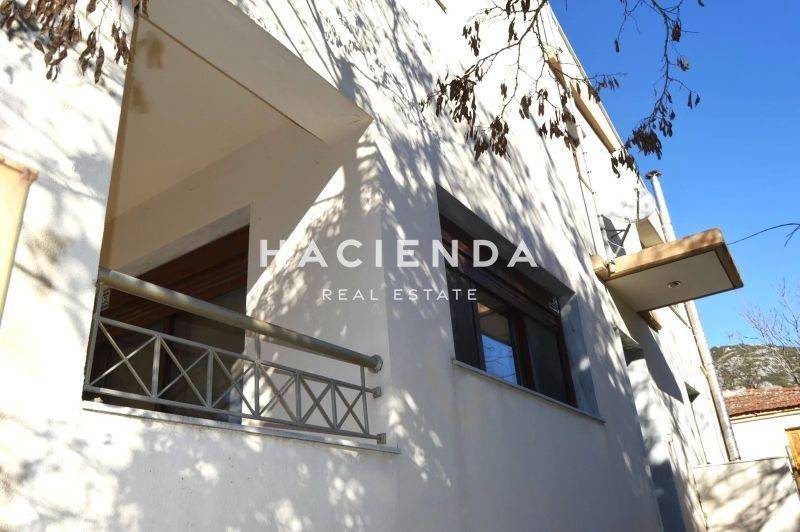 Θέα από μπαλκόνι