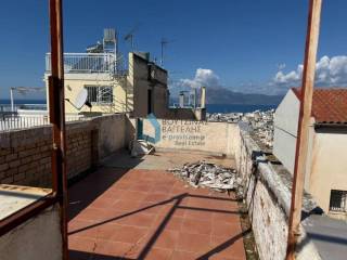 Θέα απο μπαλκόνι