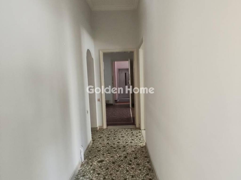 Χολ - Διάδρομος