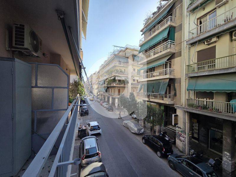 Θέα από μπαλκόνι