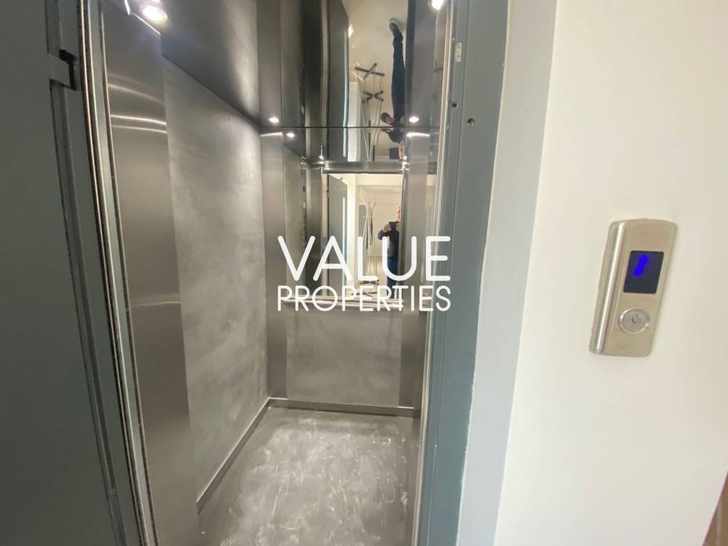  Πώληση, Αχαρνές/Λαθέα, Κτήριο επαγγελματικών χώρων 270 τ.μ.