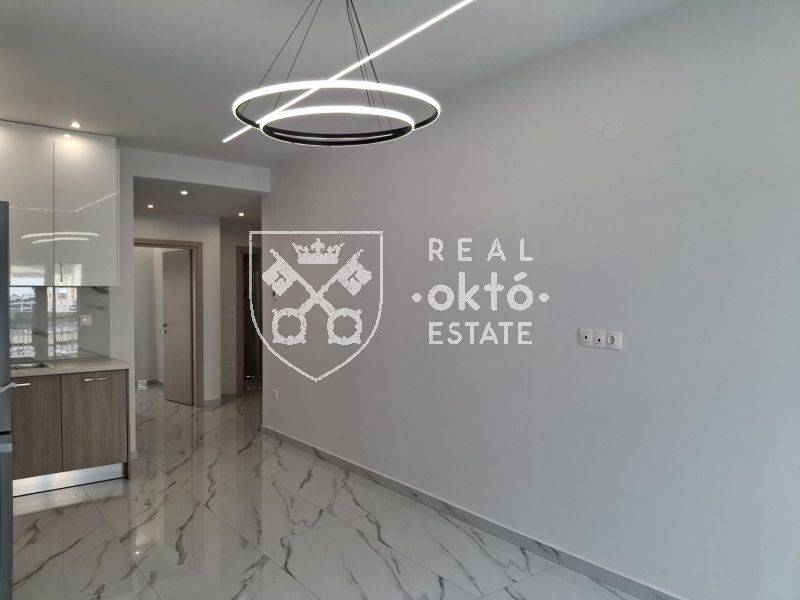 Σαλοκουζίνα