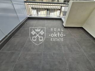 Μπαλκόνι εμπρόσθιο