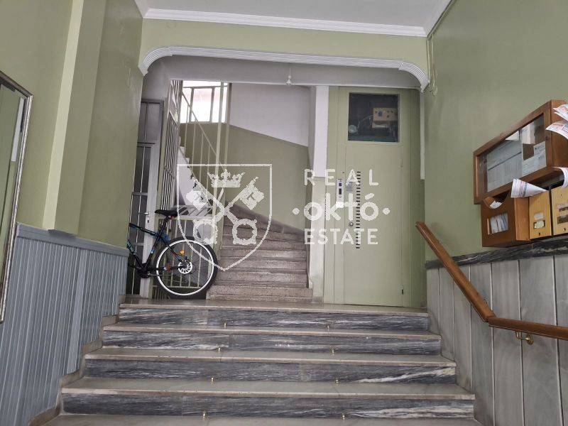 Είσοδος οικοδομής