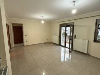 Forumland Real Estate, Σαλόνι