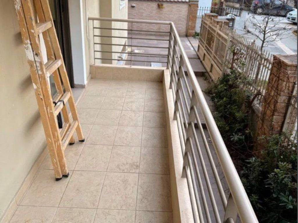 Forumland Real Estate, Βεράντες