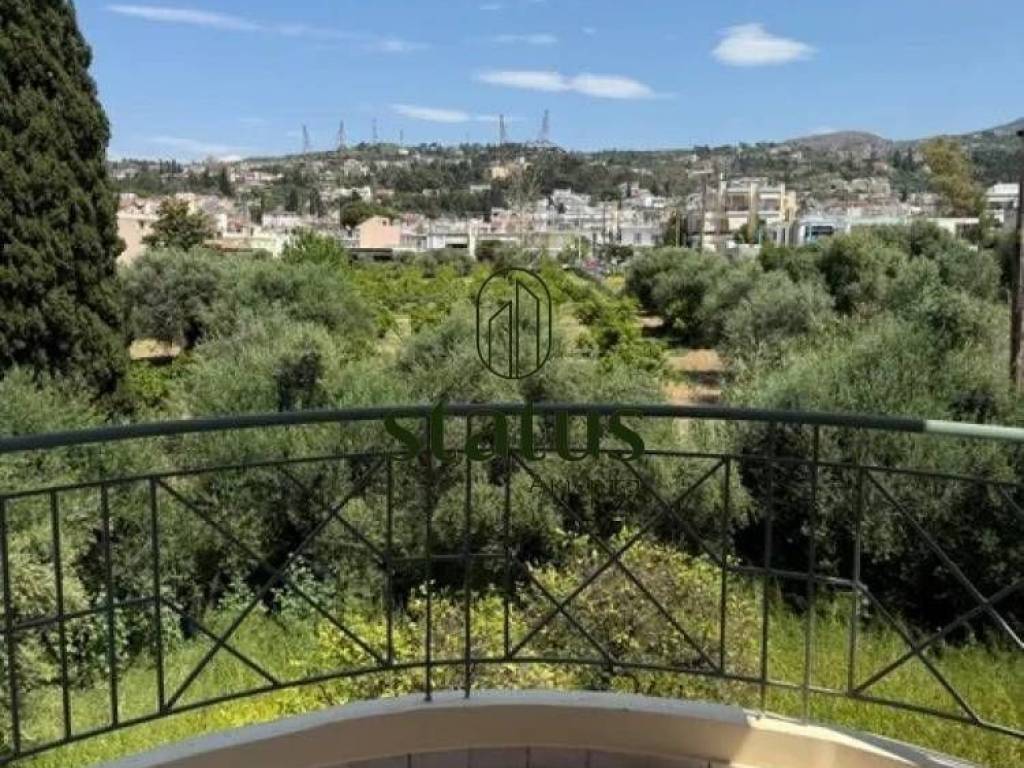 Θέα απο μπαλκόνι