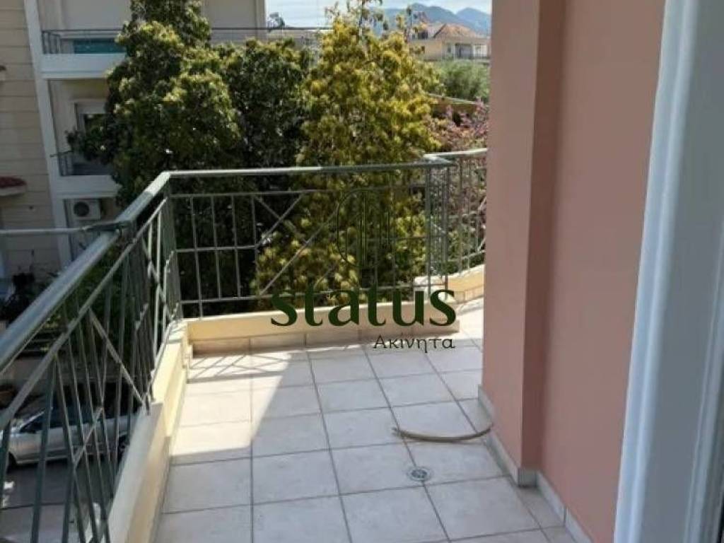 Θέα απο μπαλκόνι