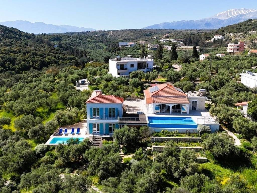 Εσωτερικοι χώροι