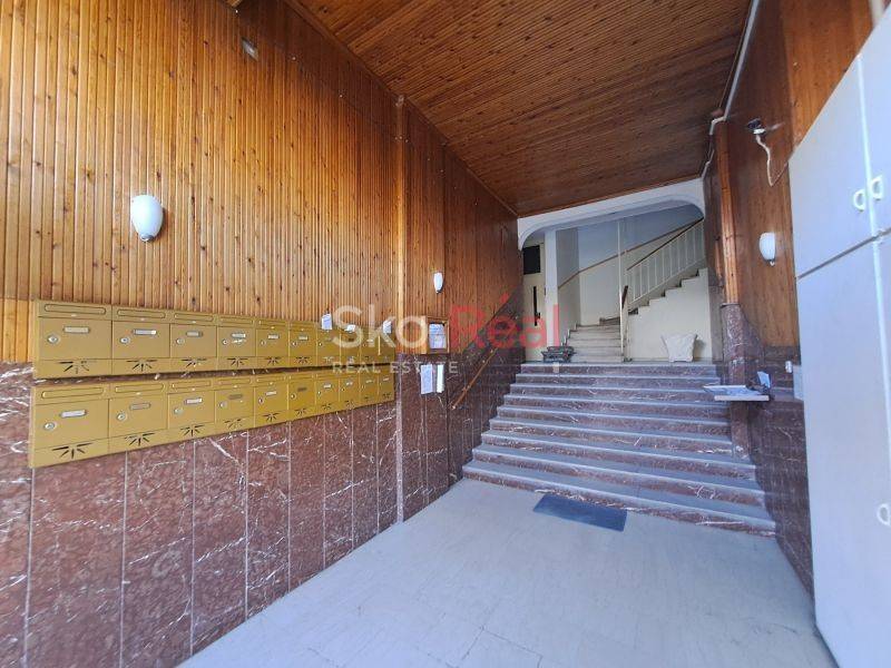 Είσοδος οικοδομής