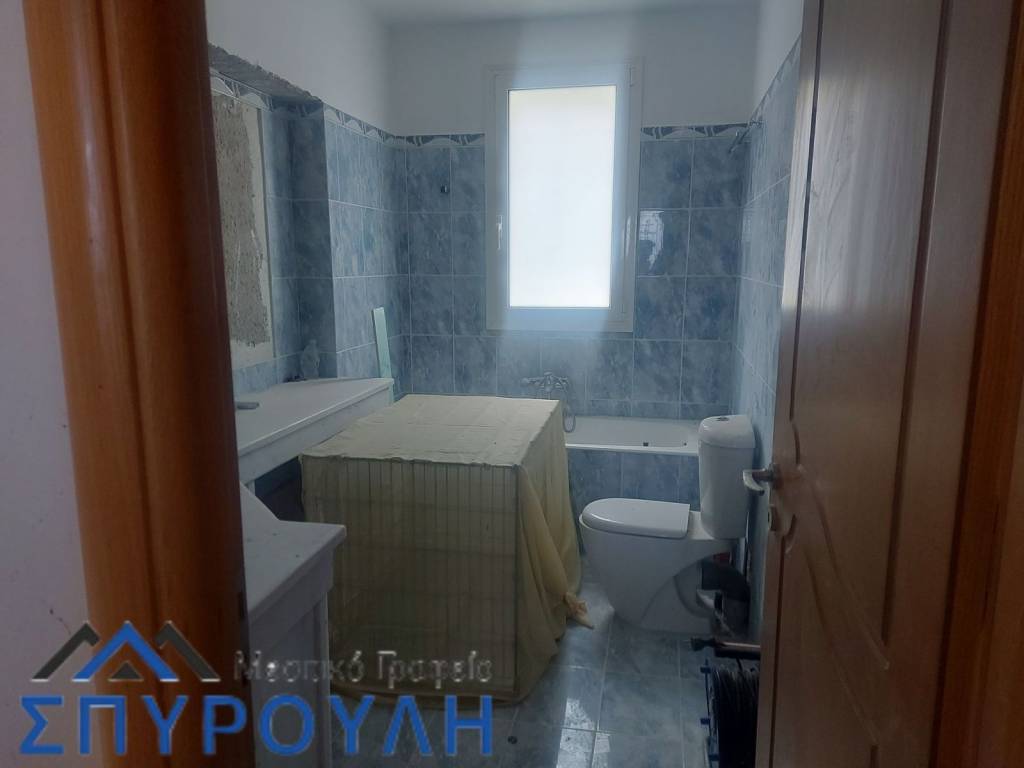 Ισογειο (Μπανιο)