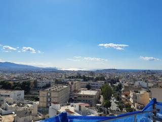 ορίζοντας με θέα θάλασσα από τον ε΄ όροφο