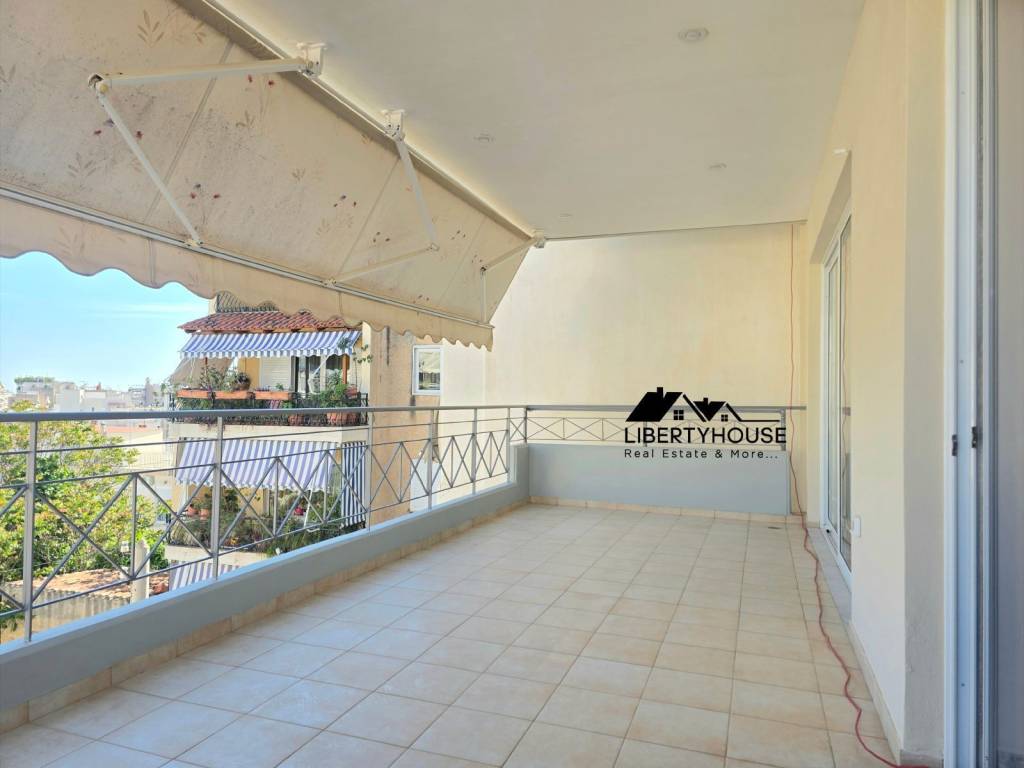 Μεγάλα μπαλκόνια 25τ.μ.,