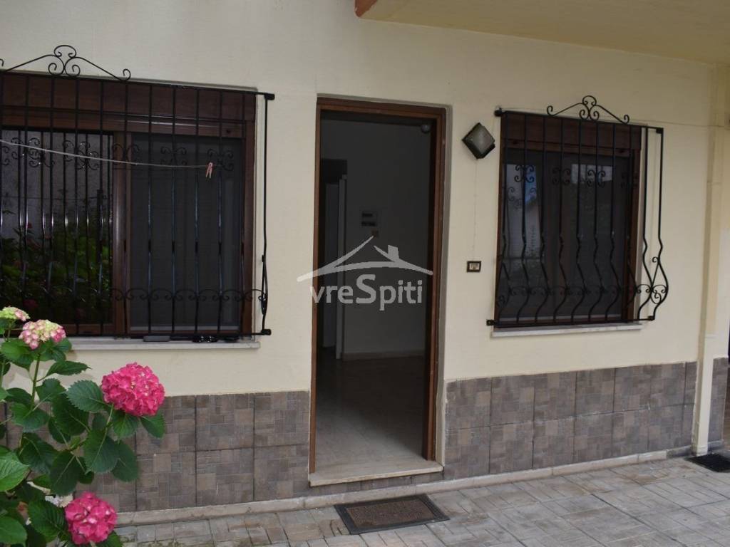 ΕΞΩΤΕΡΙΚΗ ΑΠΟΨΗ