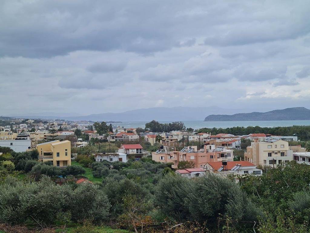 Ktimatoemporiki Land in Chrissi Akti Chania for sale