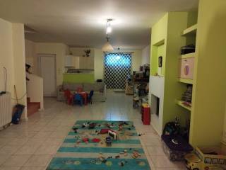 Poly eyrychoro playroom