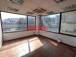 Καβάλα, Κέντρο: Ενοικιάζεται Γραφείο 200τ.μ.