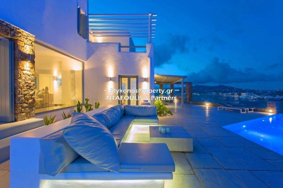 Mykonos real estate -Villa 200 sq.m in Ornos