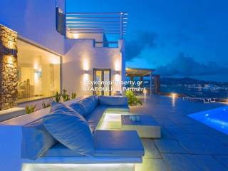 Mykonos real estate -Villa 200 sq.m in Ornos