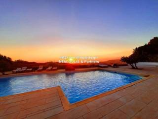 Mykonos real estate - Residence 180 sq.m in Kounou