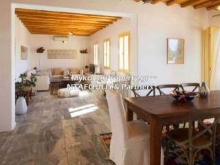 Mykonos real estate-For sale villa 290 sq.m in Agios Ioannis