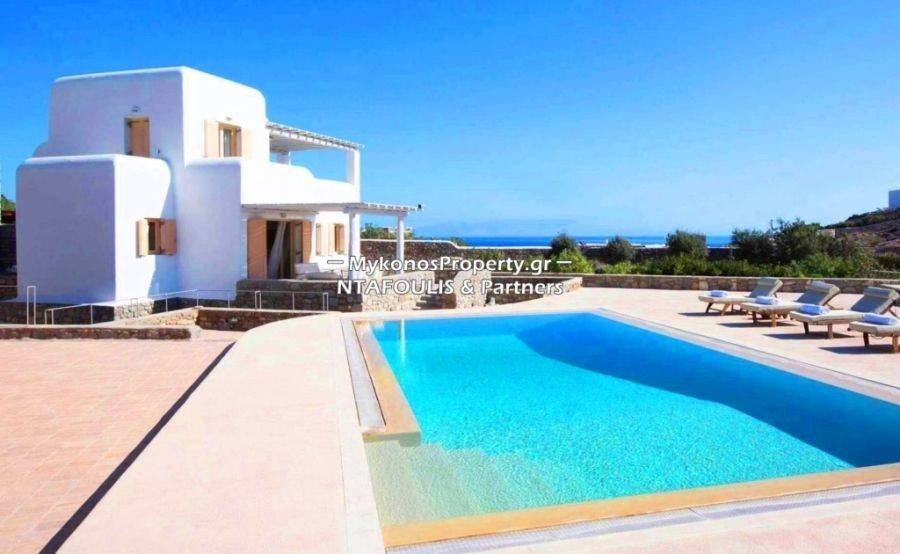 Mykonos real estate-For sale villa 290 sq.m in Agios Ioannis