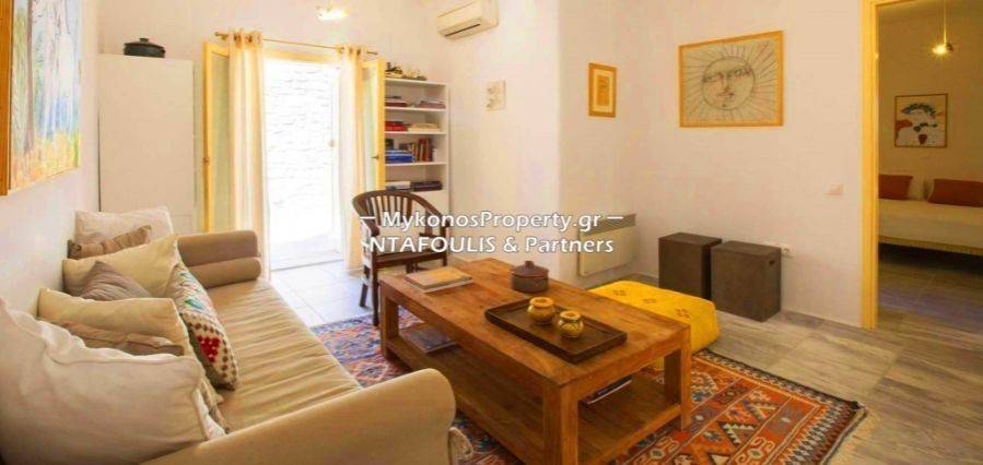 Mykonos real estate-For sale villa 290 sq.m in Agios Ioannis