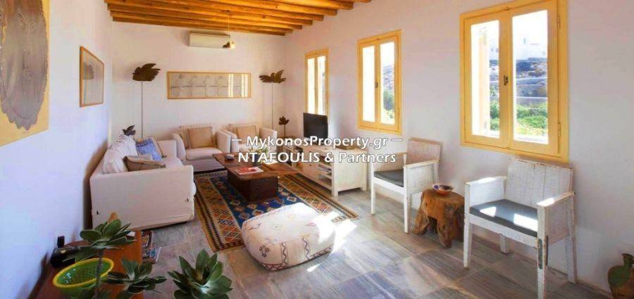 Mykonos real estate-For sale villa 290 sq.m in Agios Ioannis