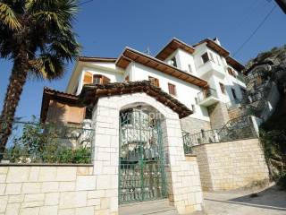 ΕΞΩΤΕΡΙΚΗ ΑΠΟΨΗ