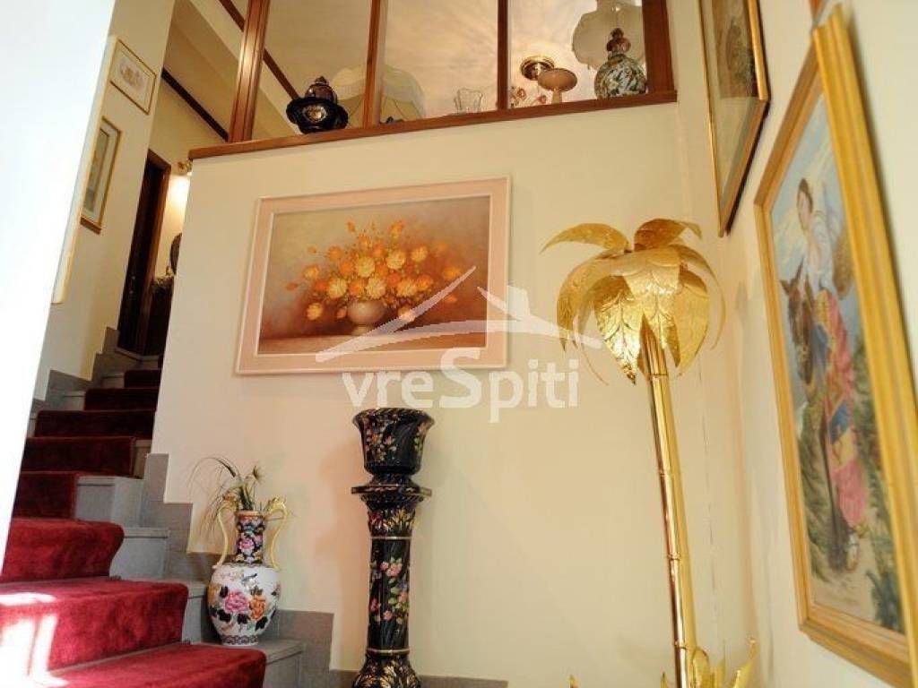 ΣΚΑΛΕΣ ΕΠΙΚΟΙΝΩΝΙΑΣ