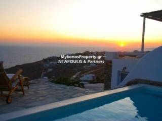 Mykonos real estate - Maisonette 104 sq.m in Choulakia