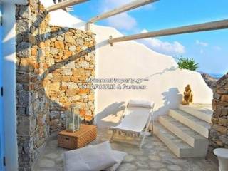 Mykonos real estate - Maisonette 104 sq.m in Choulakia