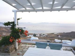 Mykonos real estate - Maisonette 104 sq.m in Choulakia